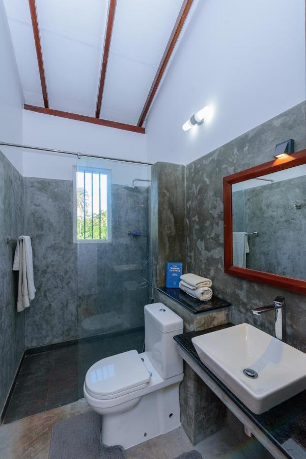 Villa Guru Хиккадува Экстерьер фото
