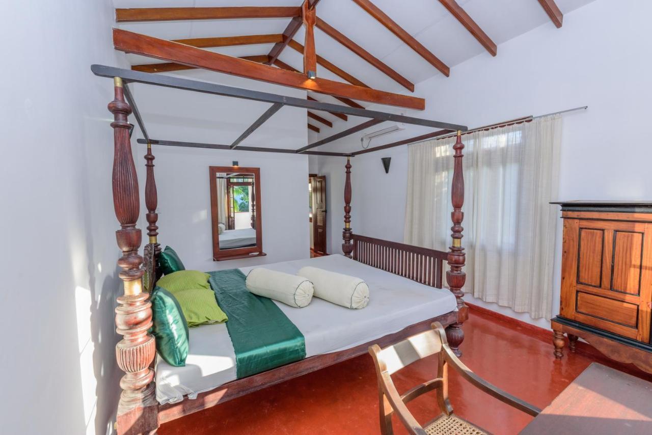 Villa Guru Хиккадува Экстерьер фото
